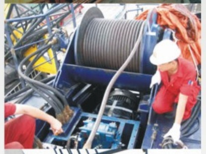Tời và hệ thống thủy lực trên tàu